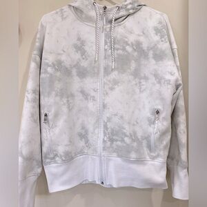 Old Navy Women’s Dynamic Fleece Full Zip- Size Large. Great condition